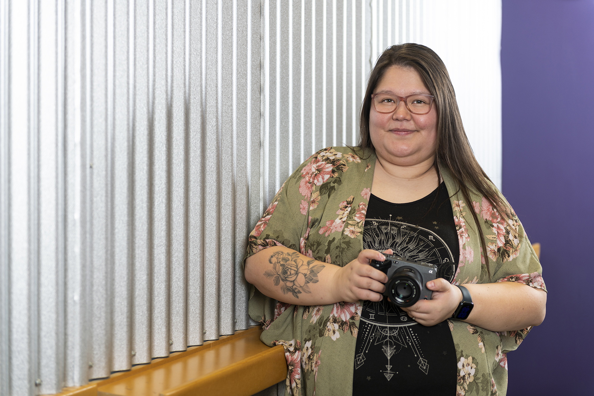 Membre de la nation crie Chemawawin et fondateur de Tilted Teepee Productions, Brightnose