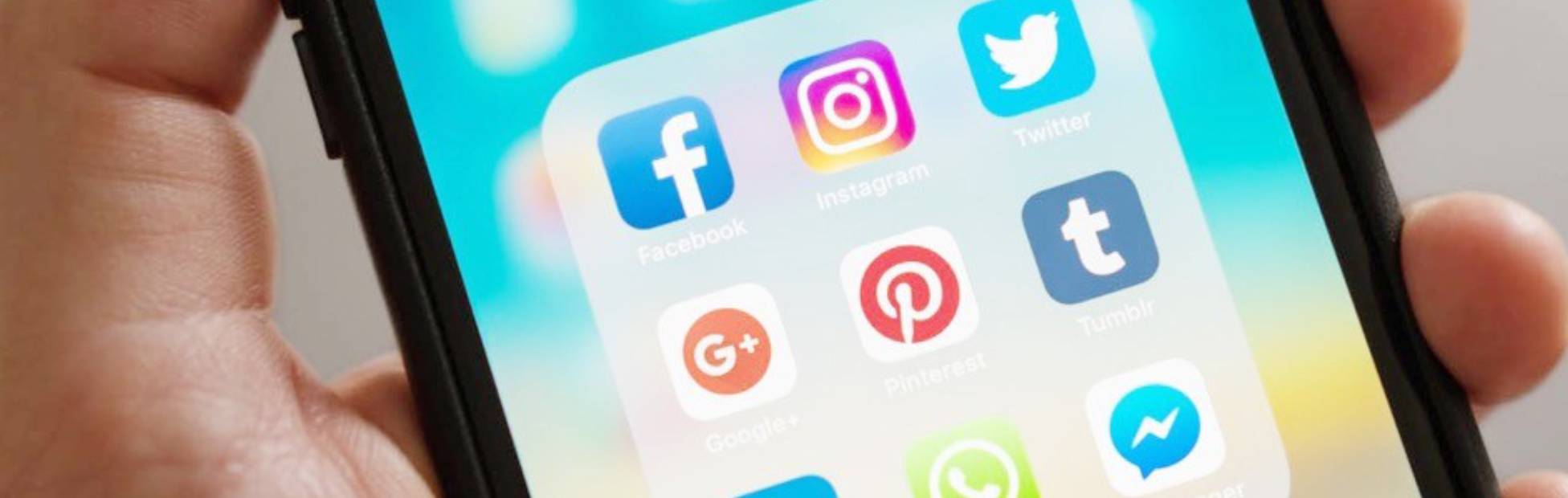 Applications de médias sociaux sur téléphone mobile